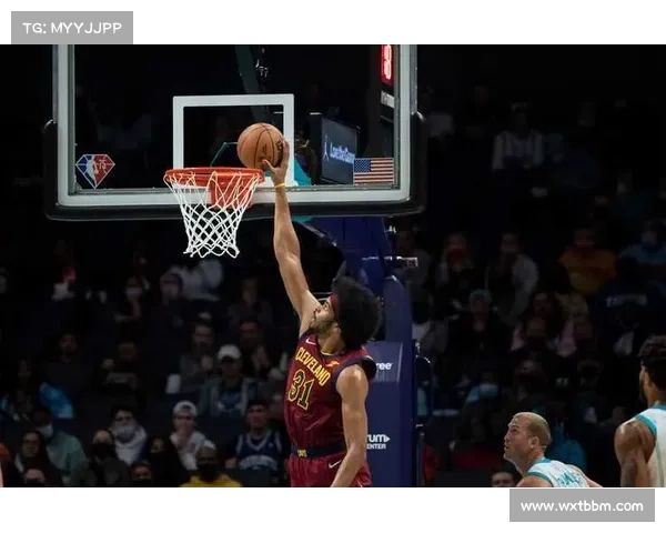 拉齐奥全攻全守战术解析：如何在攻防两端实现完美平衡