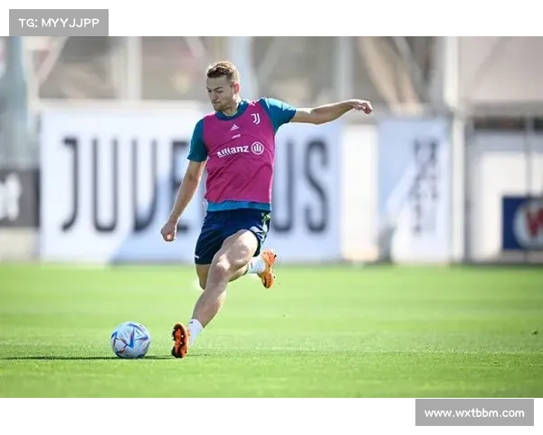 拜仁迎来后卫伤病潮 记者称格雷茨卡有能力胜任中后卫位置